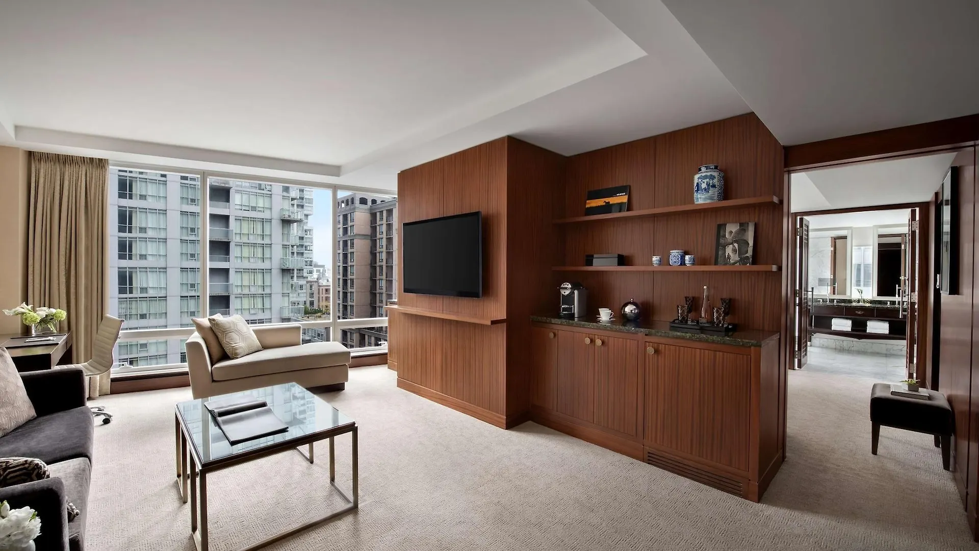 Shangri-La Toronto Hotel