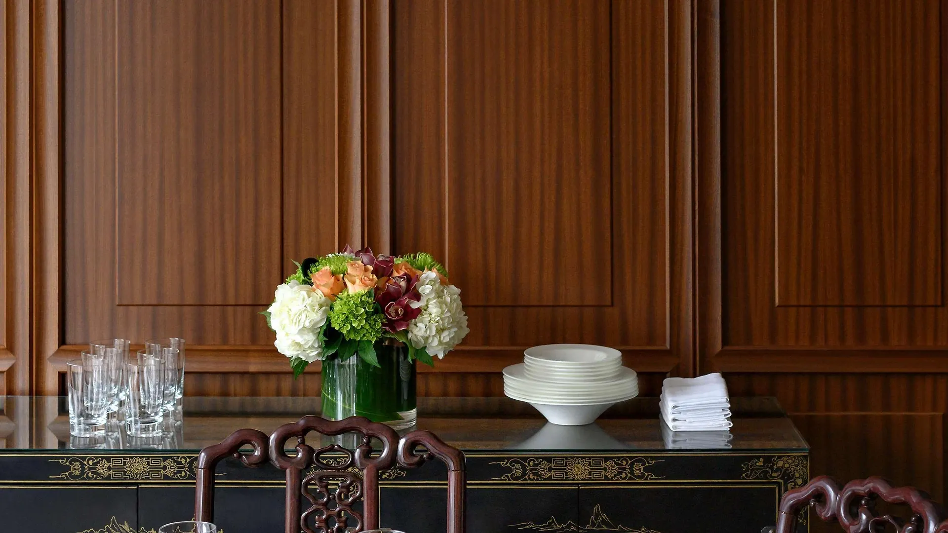 Shangri-La Toronto Hotel