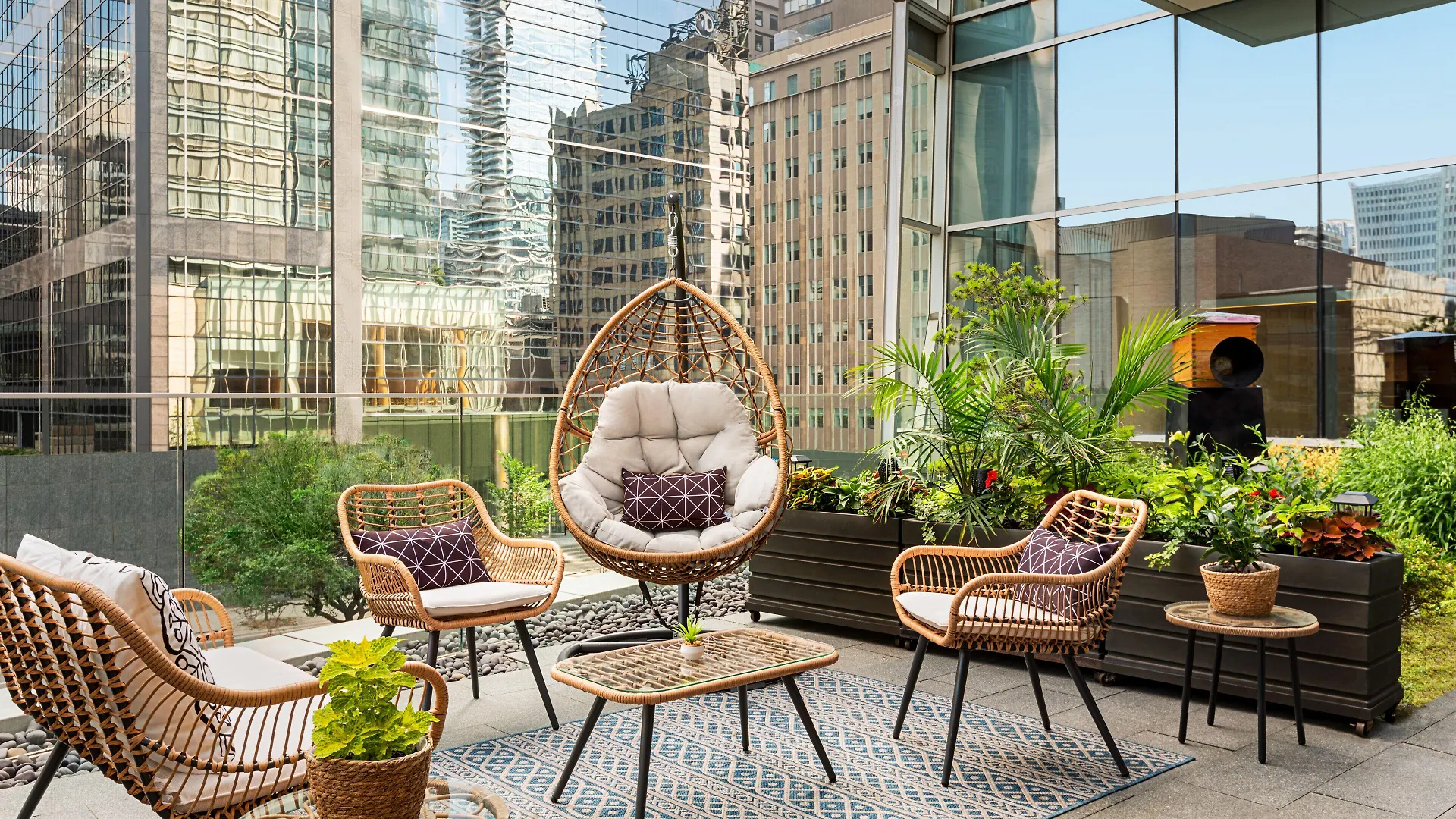 Hotel Shangri-La Toronto