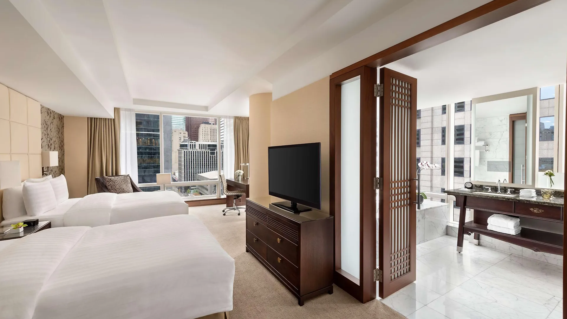 Hotel Shangri-La Toronto